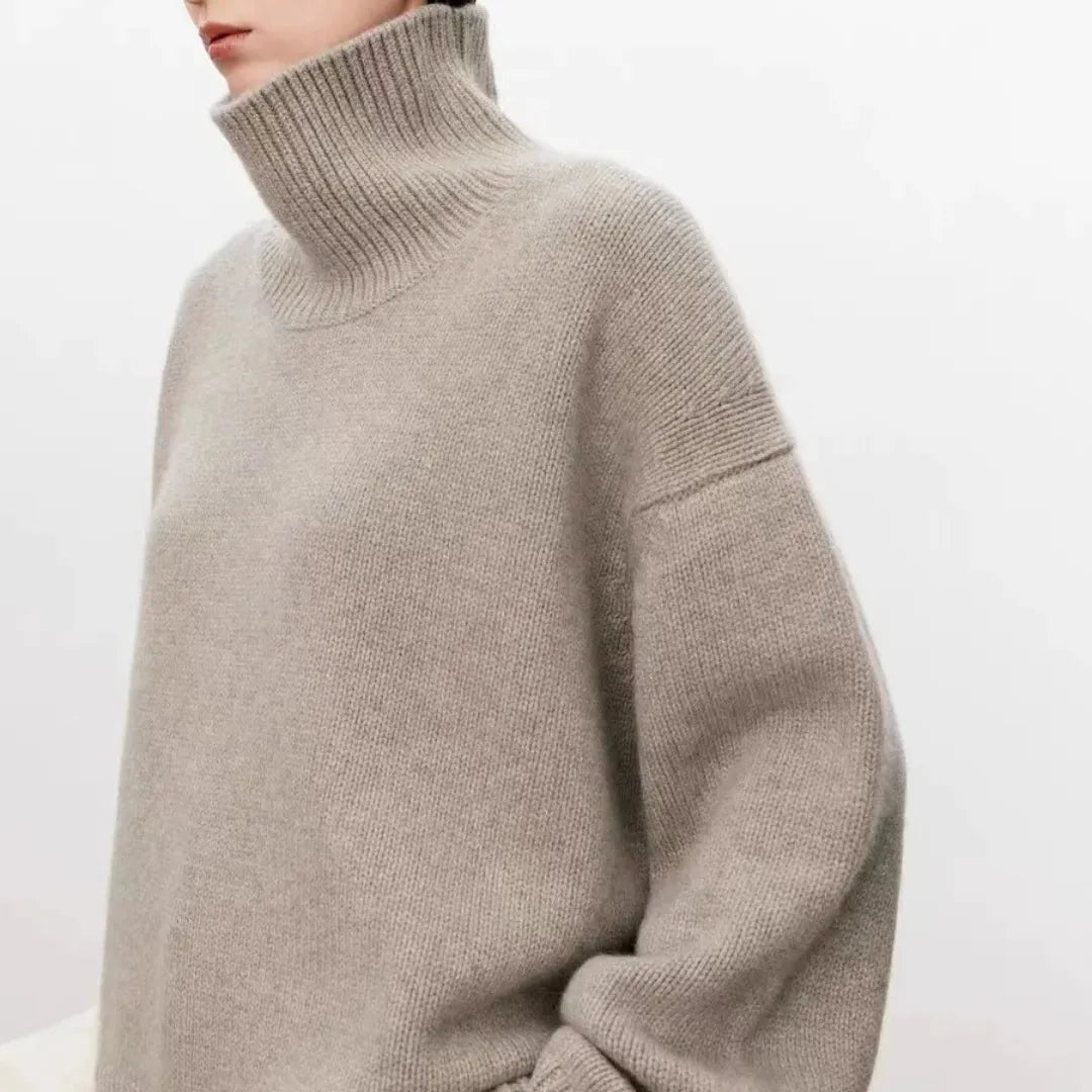 Aurelia Turtleneck